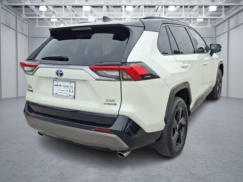 Used 2021 Toyota RAV4 XSE image 5