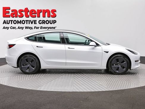 Used 2023 Tesla Model 3 Standard Range RWD image 4