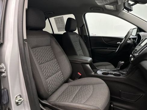 Used 2018 Chevrolet Equinox LT image 28