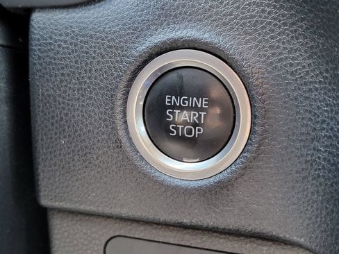 Used 2023 Toyota Tundra SR5 w/ SR5 Convenience Package AWD/4WD image 33