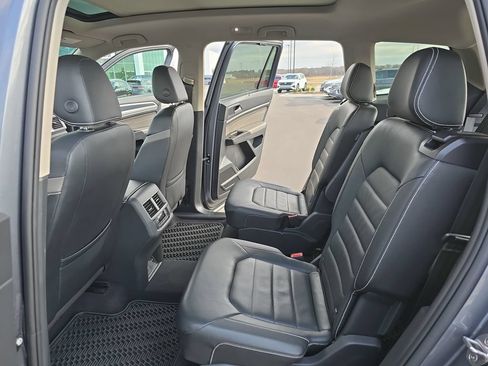 Certified 2023 Volkswagen Atlas SEL Premium AWD/4WD image 18