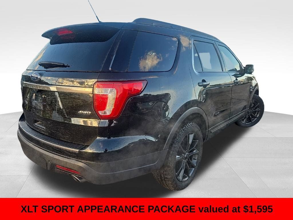 Used 2019 Ford Explorer XLT w/ Equipment Group 202A AWD/4WD image 5