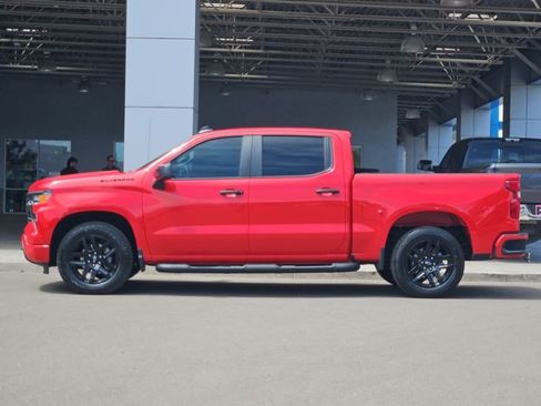 Used 2025 Chevrolet Silverado 1500 Custom w/ Turbomax Blackout Package RWD image 5