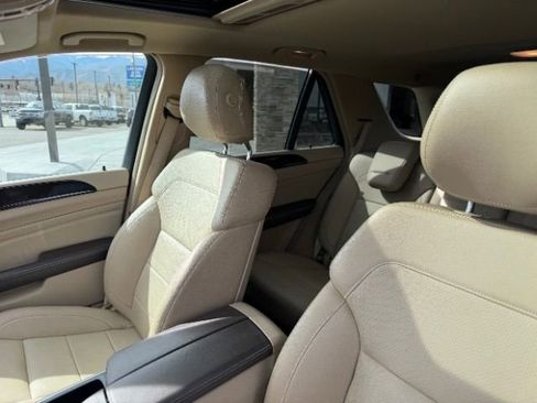 Used 2015 Mercedes-Benz ML 350 4MATIC image 32