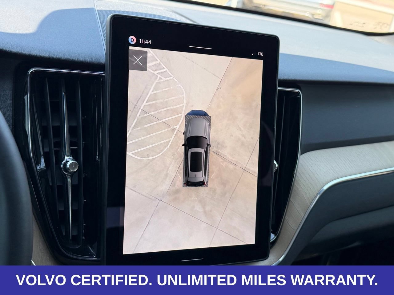 Certified 2026 Volvo XC60 B5 Plus AWD/4WD image 20