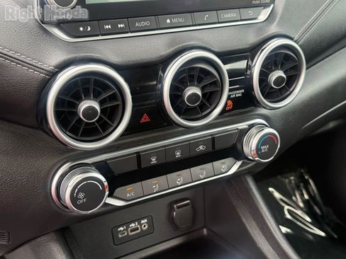 Used 2023 Nissan Sentra SV image 23