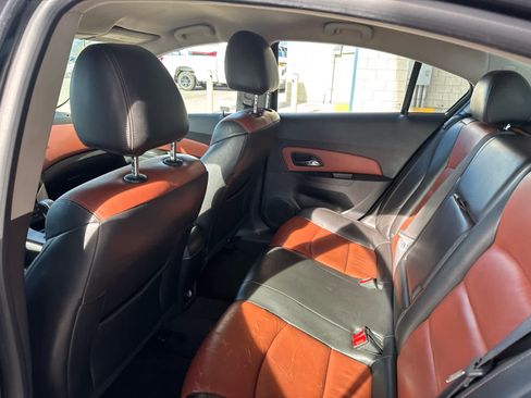 Used 2013 Chevrolet Cruze LT FWD image 30