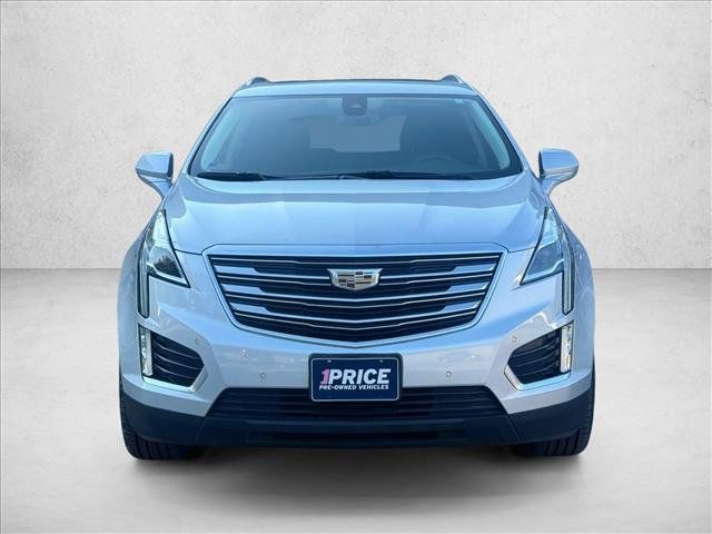 Used 2018 Cadillac XT5 Premium Luxury FWD image 2