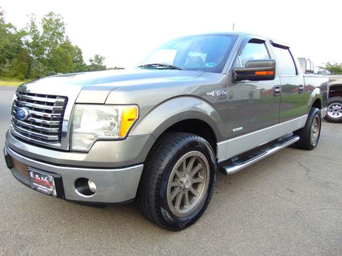 Used 2011 Ford F150 XLT w/ XLT Chrome Pkg RWD image 58
