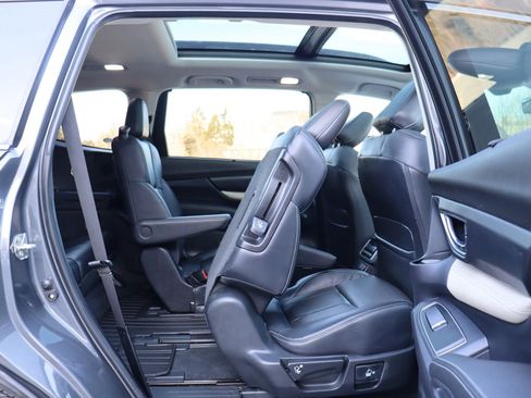 Used 2020 Subaru Ascent Limited w/ Technology Package image 17