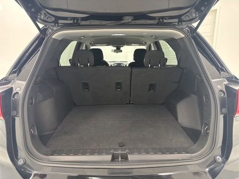 Used 2020 Chevrolet Equinox LT image 27