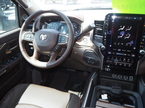 Used 2025 RAM 2500 Limited image 21