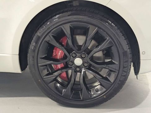 Used 2021 Land Rover Range Rover Sport HST image 29