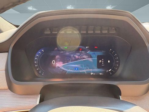 Used 2026 Volvo XC90 B6 Plus w/ Protection Package Premier image 18