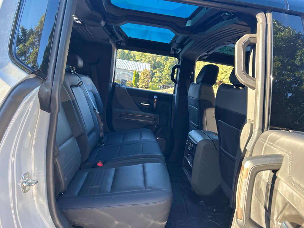 Used 2025 GMC Hummer EV 2X w/ LPO, Sport Package AWD/4WD image 53