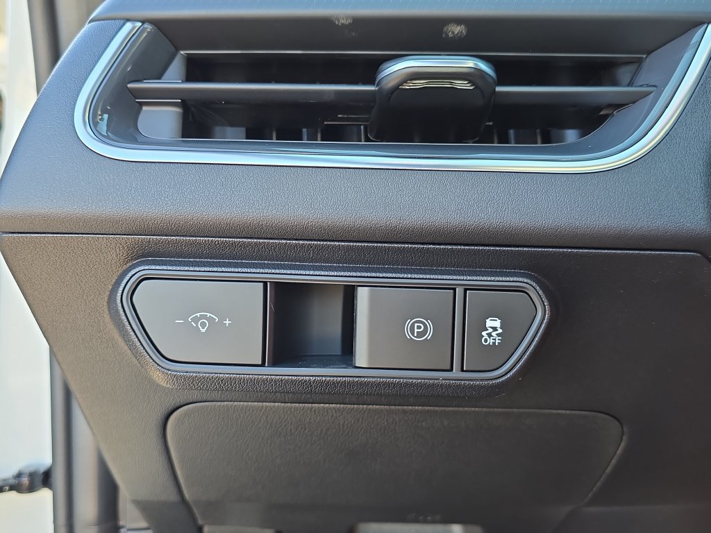 New 2026 Kia K4 GT-Line w/ GT-Line Premium Package FWD image 29