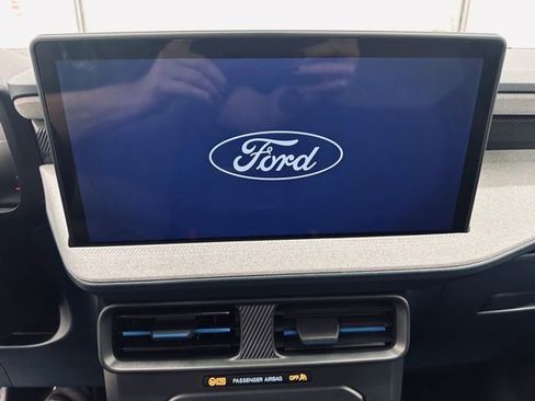 New 2025 Ford Maverick XLT w/ Equipment Group 301A image 28