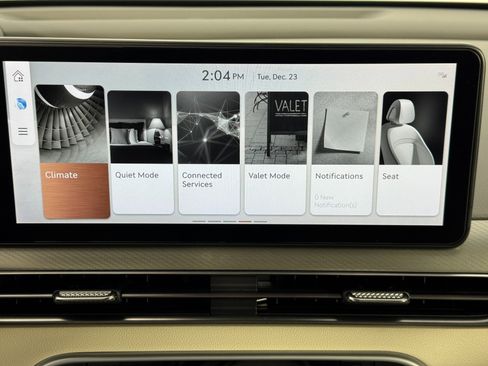 Used 2024 Genesis GV60 RWD w/ Cargo Package image 29