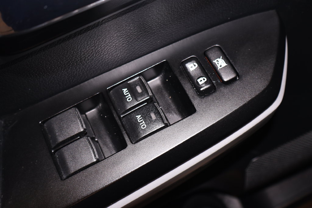 Used 2021 Toyota Tundra Platinum AWD/4WD image 13