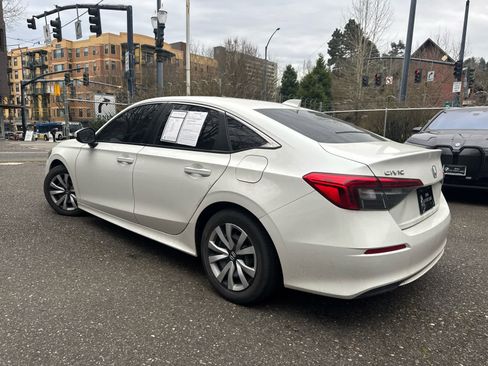 Used 2024 Honda Civic LX image 3