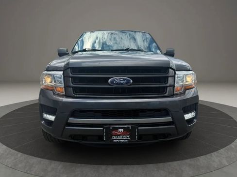 Used 2017 Ford Expedition Limited w/ Equipment Group 301A image 3