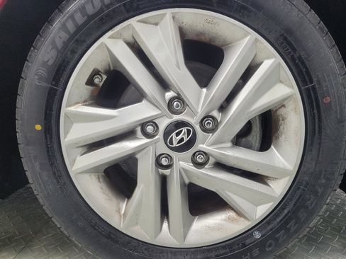 Used 2019 Hyundai Elantra Value Edition image 31