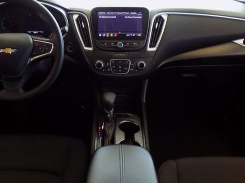 Used 2024 Chevrolet Malibu LT FWD image 11