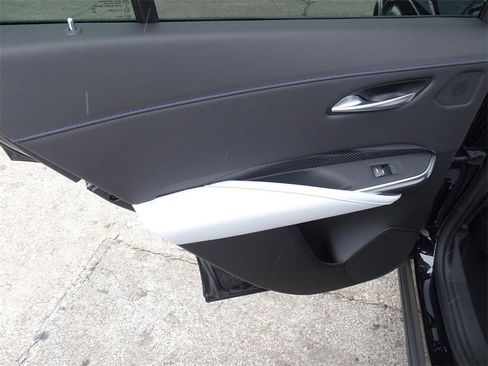 Certified 2024 Cadillac XT4 Sport image 16