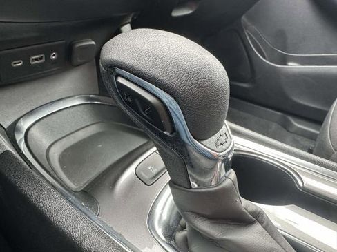 Used 2024 Chevrolet Malibu LT image 26