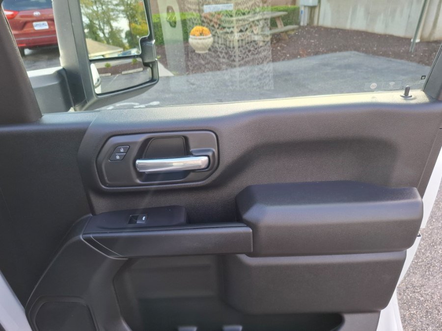Used 2024 Chevrolet Silverado 2500 Custom w/ Custom Value Package AWD/4WD image 32