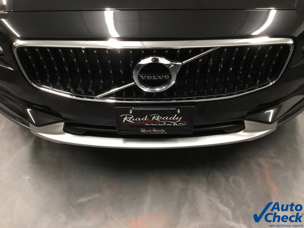Used 2020 Volvo V90 T6 Cross Country AWD/4WD image 19