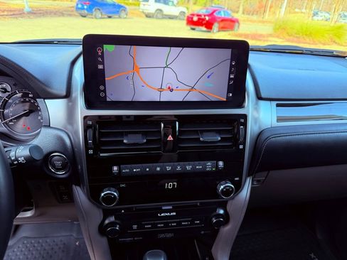 Certified 2023 Lexus GX 460 Premium w/ Accessory Package image 24