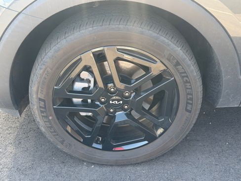 Certified 2023 Kia Telluride EX X-Line AWD/4WD image 6