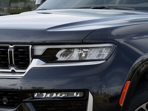 New 2026 Jeep Grand Cherokee Summit image 10