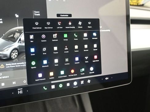 Used 2023 Tesla Model Y Long Range image 29