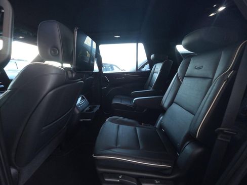 Used 2021 Cadillac Escalade Sport w/ Driver Assist Tech Package image 9