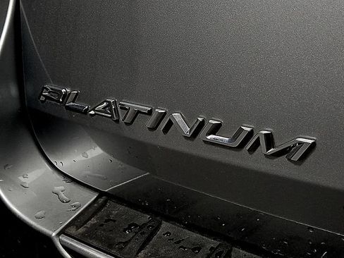 Used 2020 Ford Explorer Platinum w/ Premium Technology Package image 31