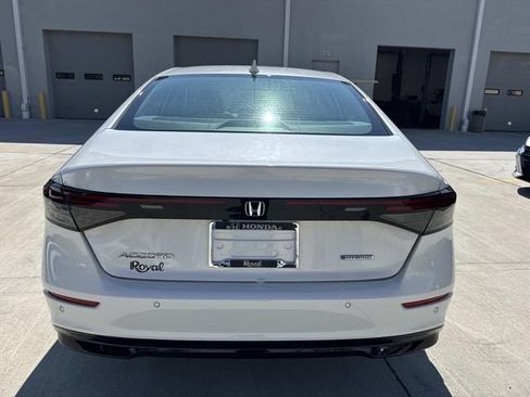 Certified 2023 Honda Accord EX-L image 6