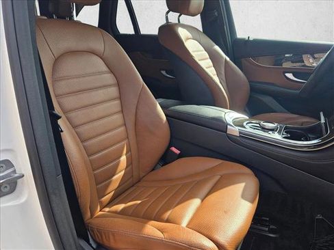 Certified 2018 Mercedes-Benz GLC 300 4MATIC image 21