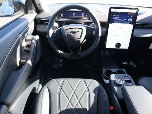 New 2024 Ford Mustang Mach-E Select w/ Comfort Package Lite image 22