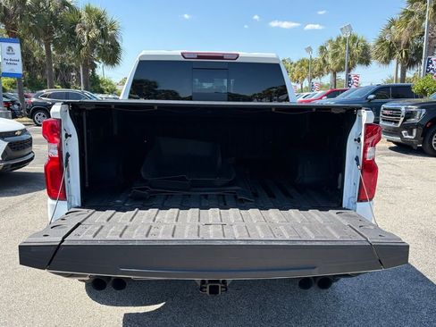 Used 2024 Chevrolet Silverado 1500 LT Trail Boss w/ Convenience Package II AWD/4WD image 11