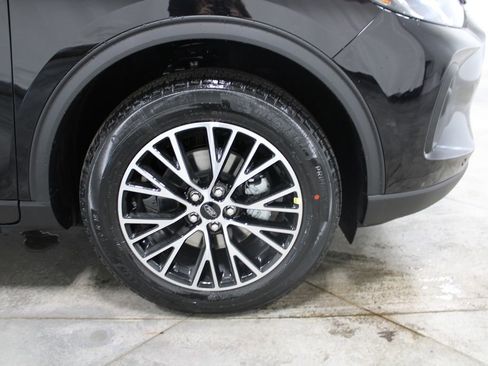 New 2025 Ford Escape SE w/ PHEV Premium Package image 61