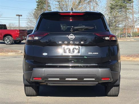 Used 2024 Nissan Rogue SL w/ SL Premium Package AWD/4WD image 25