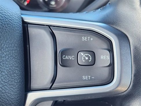 Used 2024 RAM 3500 Big Horn image 28