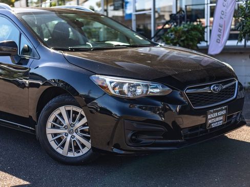 Used 2018 Subaru Impreza 2.0i Premium AWD/4WD image 3