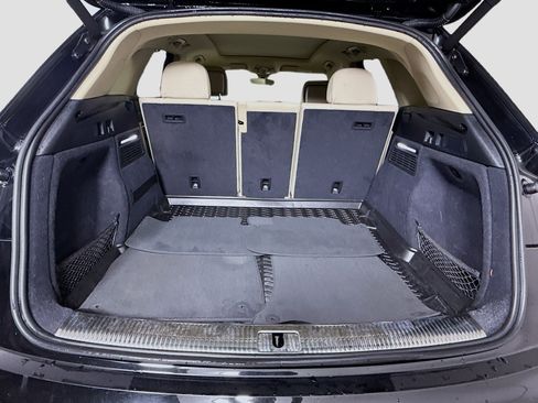 Used 2021 Audi Q5 Prestige w/ Prestige Package image 35