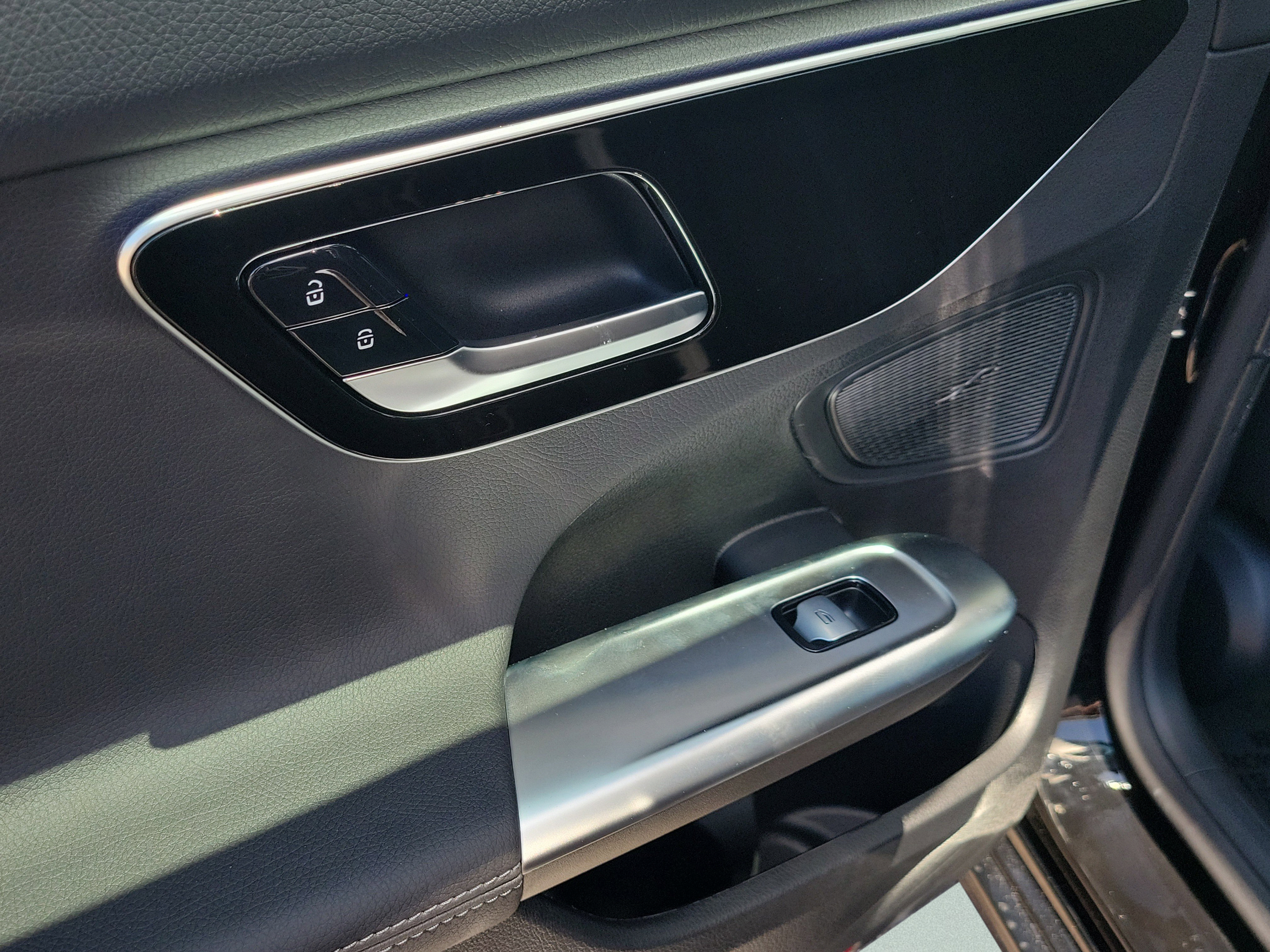 Certified 2026 Mercedes-Benz C 300 Sedan image 8