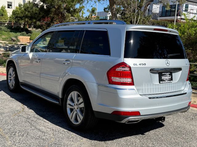 Used 2011 Mercedes-Benz GL 450 4MATIC image 2