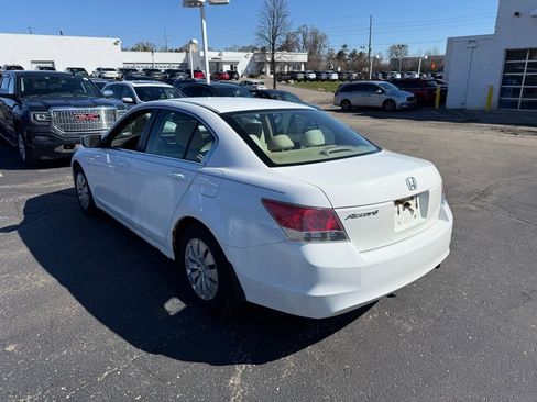 Used 2010 Honda Accord LX image 2