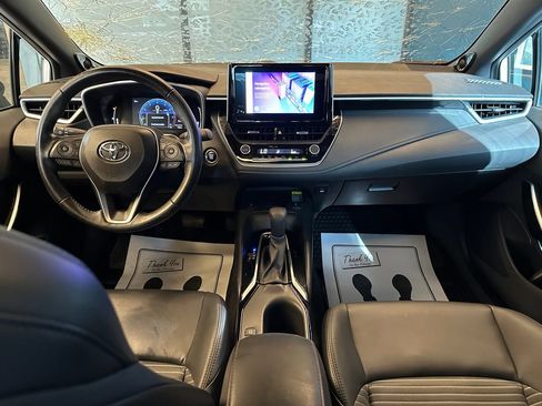 Used 2023 Toyota Corolla XSE FWD image 9